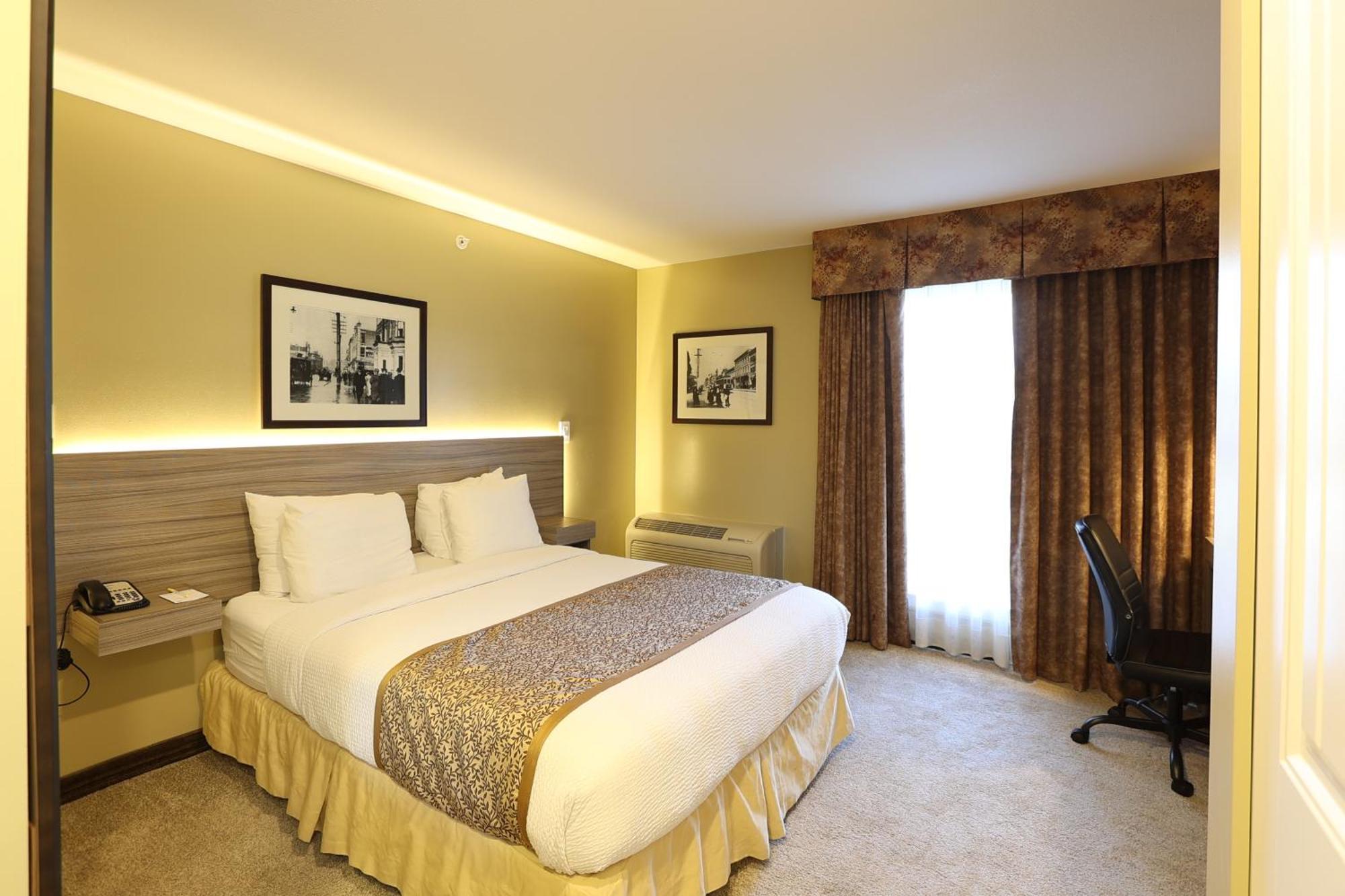 Days Inn By Wyndham Surrey Kültér fotó