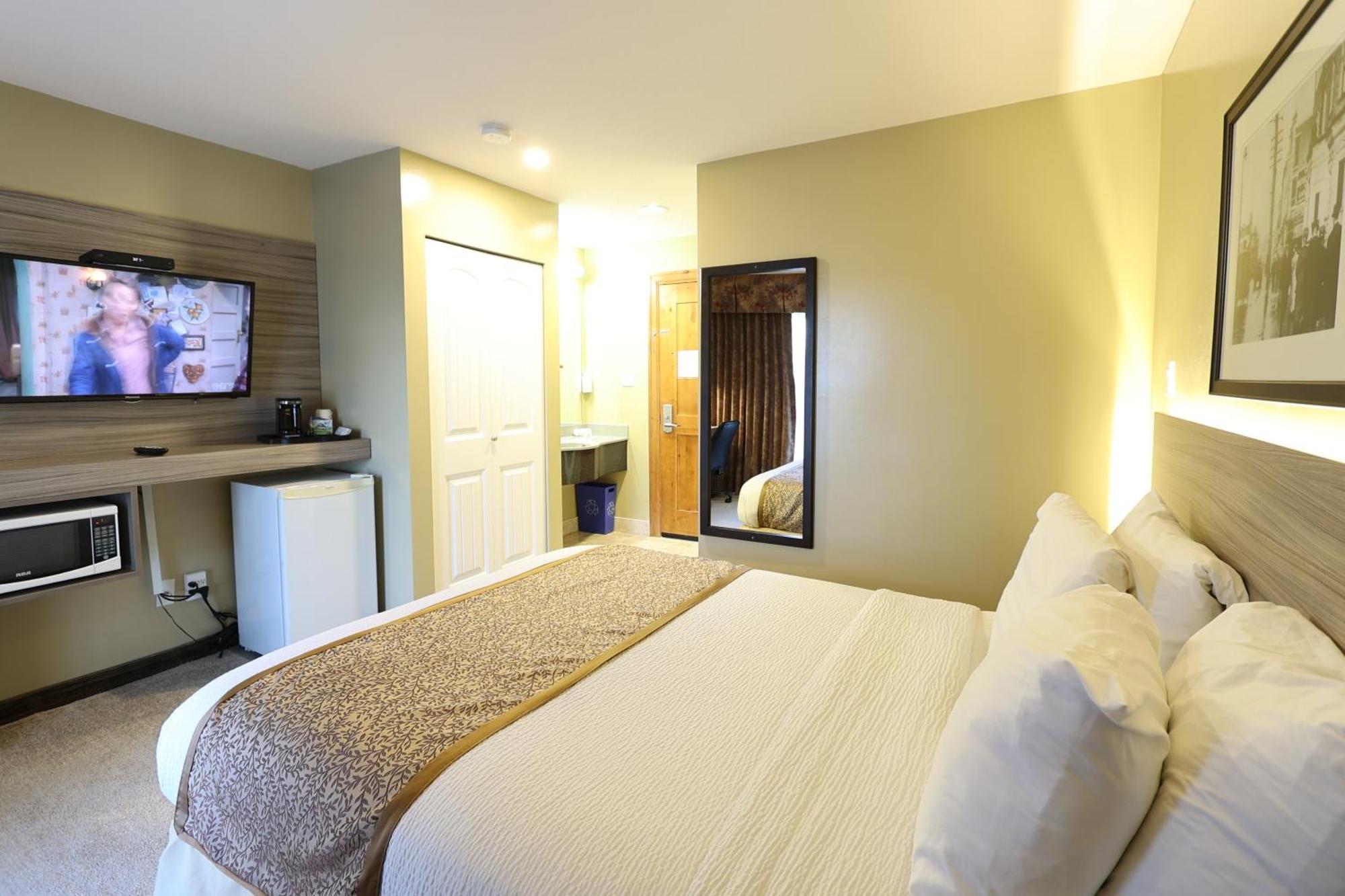 Days Inn By Wyndham Surrey Kültér fotó