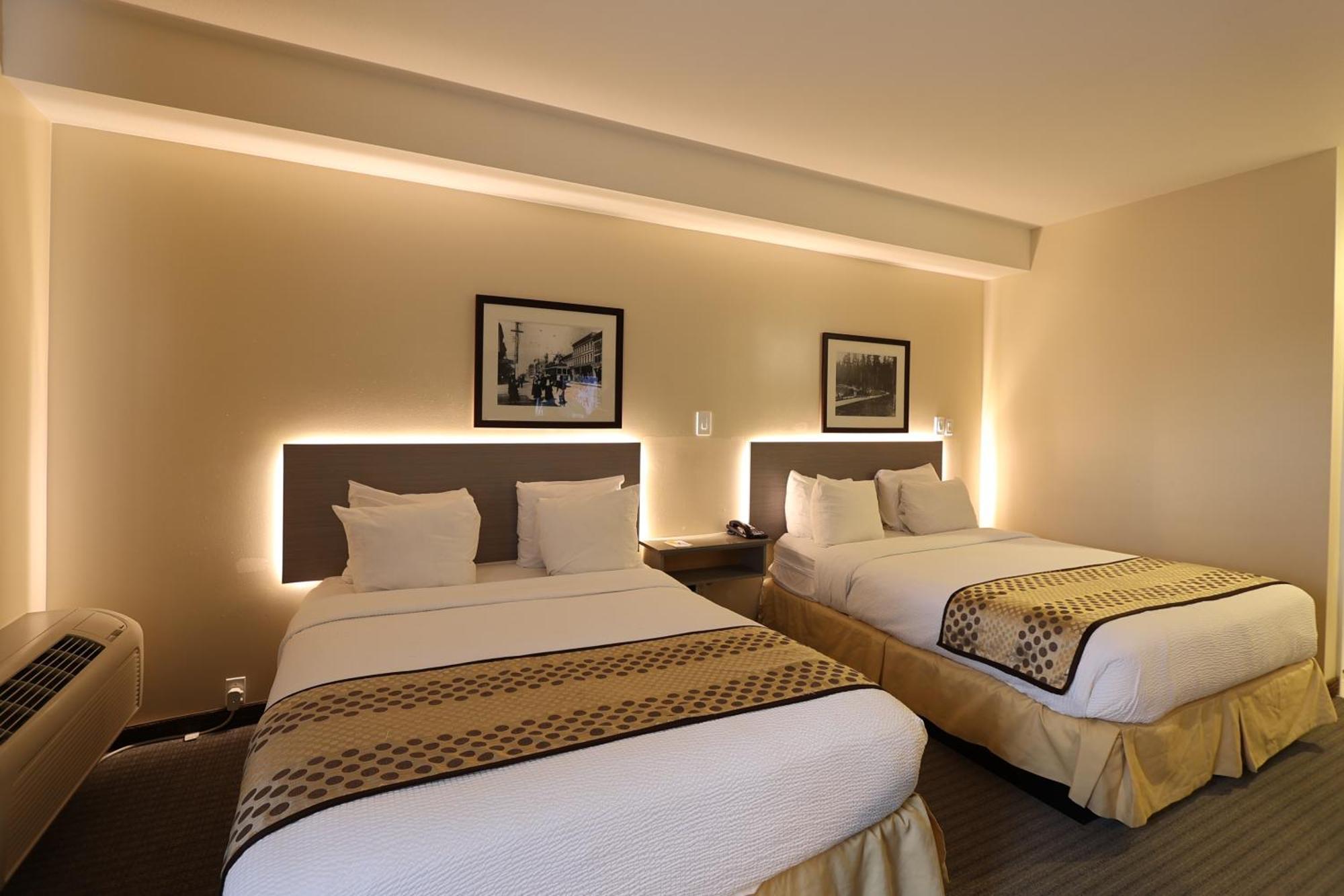 Days Inn By Wyndham Surrey Kültér fotó
